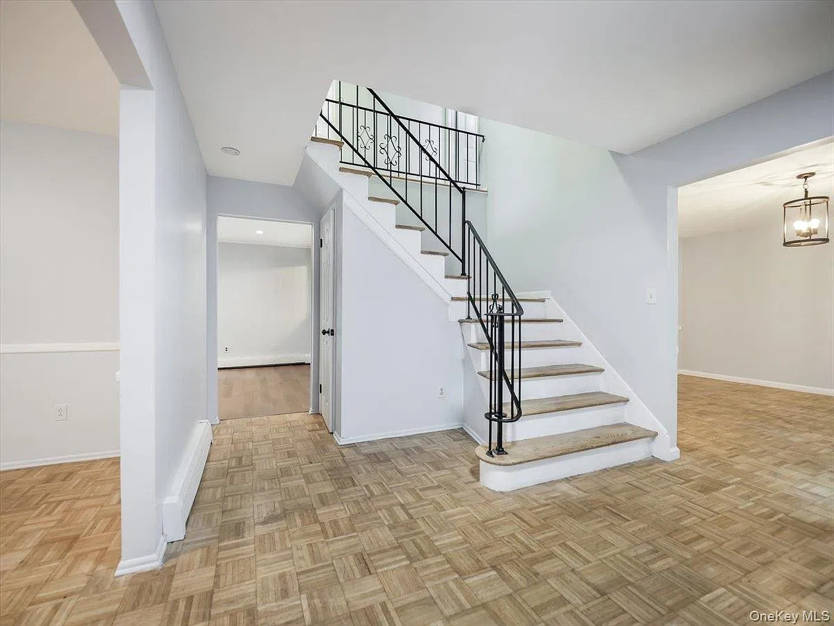 5 bed, 3.0 bath, 3764 sqft, $5,250 — Photo 3