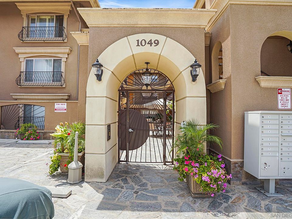 1049 Felspar St San Diego, CA, 92109 Apartments for Rent Zillow