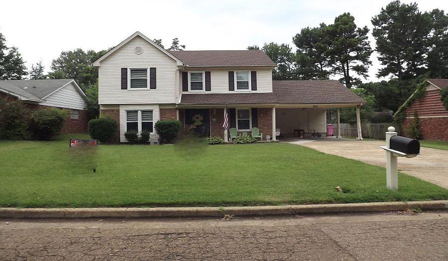 1st image of 827 Farmington Dr N