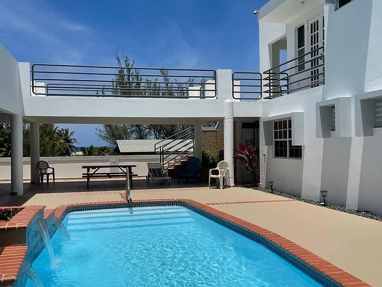 km 1 Tropical Breeze Apartments #4466 — Photo 2