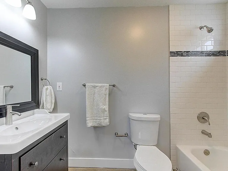 4522 Lincoln St #CH — Photo 16