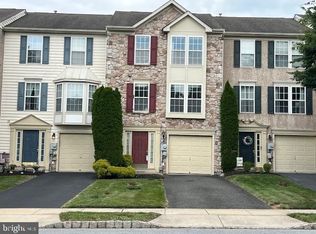 11 Carriage House Rd, Pottstown, PA 19465