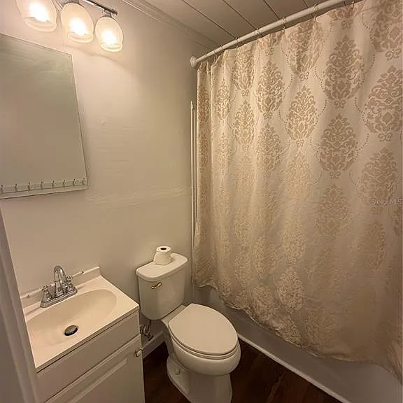 118 E Pine St — Photo 9