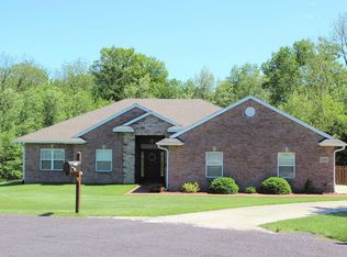 17125 Ormond Ct, Boonville, MO 65233