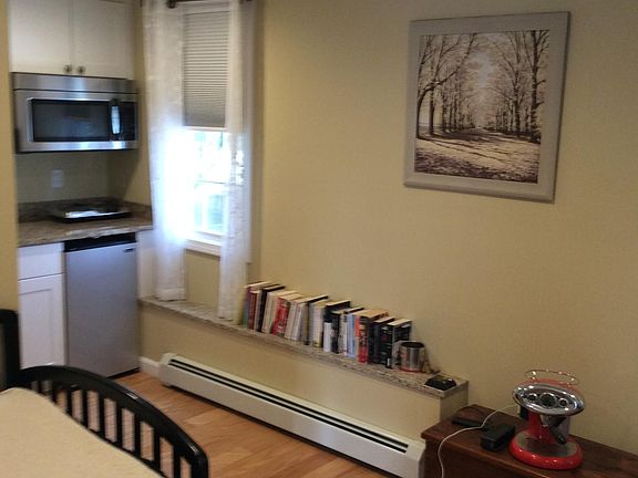 5th image of 71 Greene St #1A