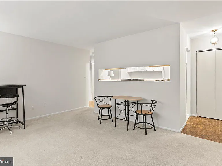 1701 Mount Washington Ct #D — Photo 8