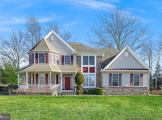 1 Rose Everett Ct, Hamilton, NJ 08690