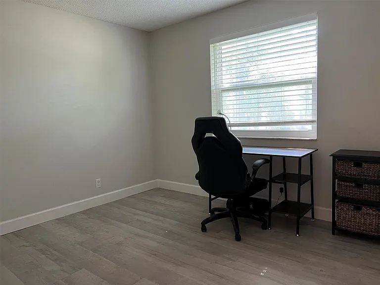 2220 N Cypress Bend Dr #301 — Photo 14