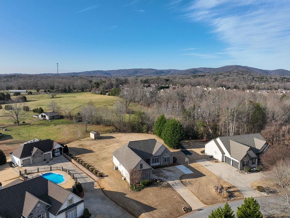 104 Brown Farm Way, Taylors, SC 29687 Zillow
