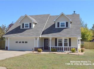 1105 N 27th St, Rogers, AR 72756