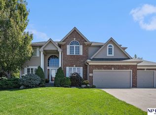 19310 Nina Cres, Omaha, NE 68130