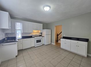 3 Belknap St APT 2, Dedham, MA 02026