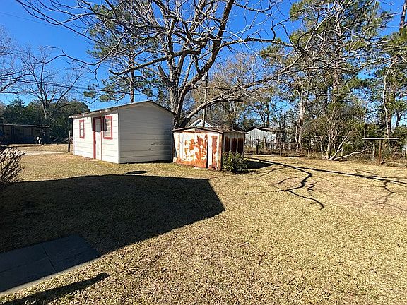 2nd image of 803 W Sultana Dr