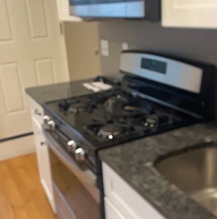 5th image of 37 Elliott St APT 4