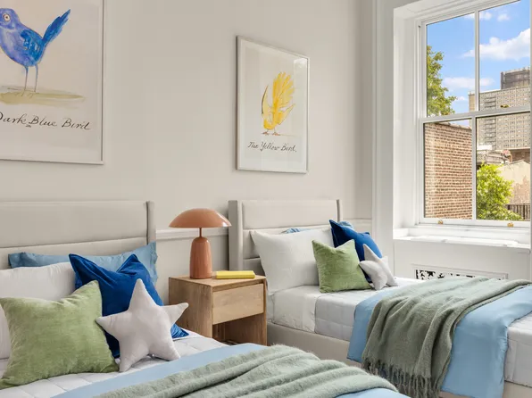 75 Columbia Heights image 21 of 31