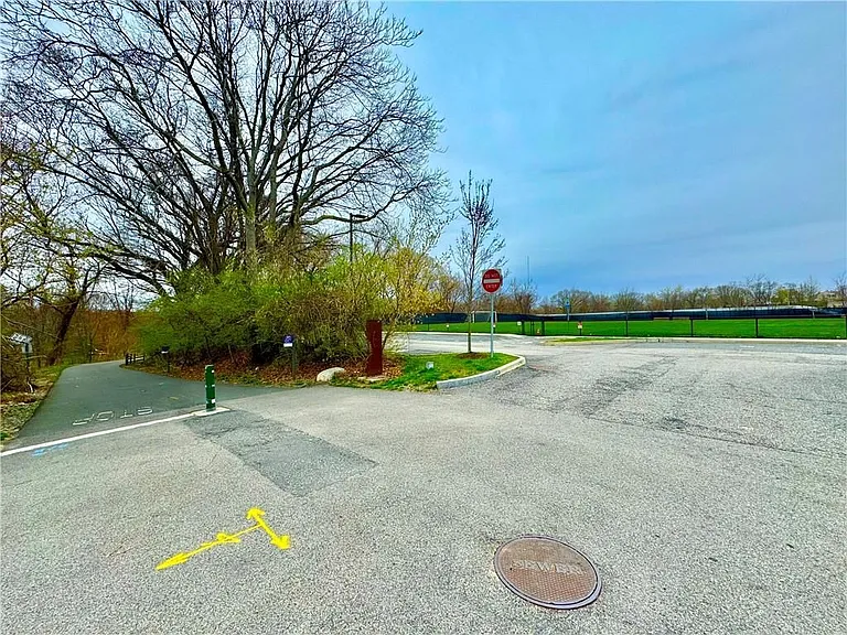 32 Silva St — Photo 10