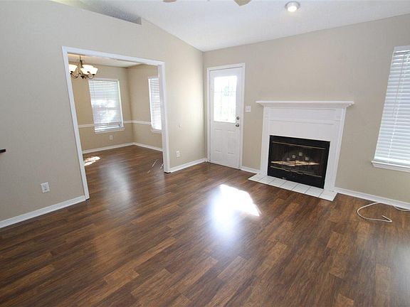 4th image of 4109 Aqua Vista Dr