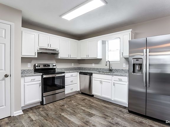 2nd image of 3685 N Melissa Ln