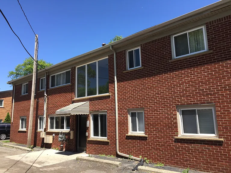 4645 Coolidge Hwy #14 — Photo 13