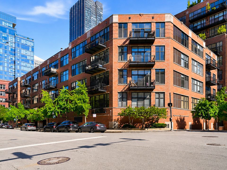 1st image of 333 W Hubbard St APT 1010
