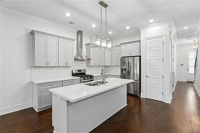 2812 Andover St — Photo 5