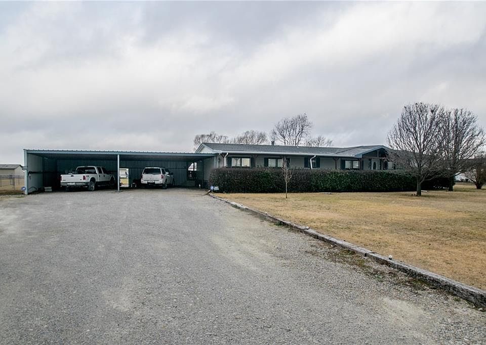 1st image of 8452 Longhorn Dr