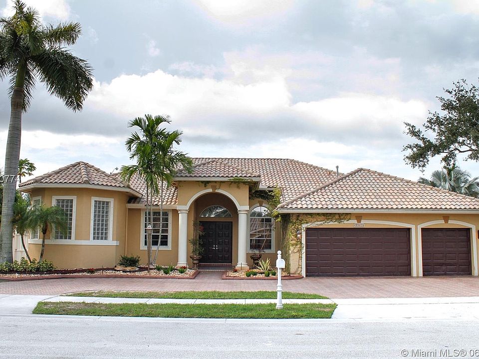 1st image of 13710 NW 18th St