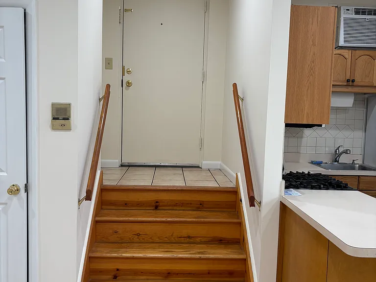 53-59 Locust Ave #0 — Photo 7