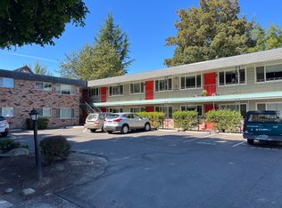 2933 SE Taylor St, Portland, OR 97214