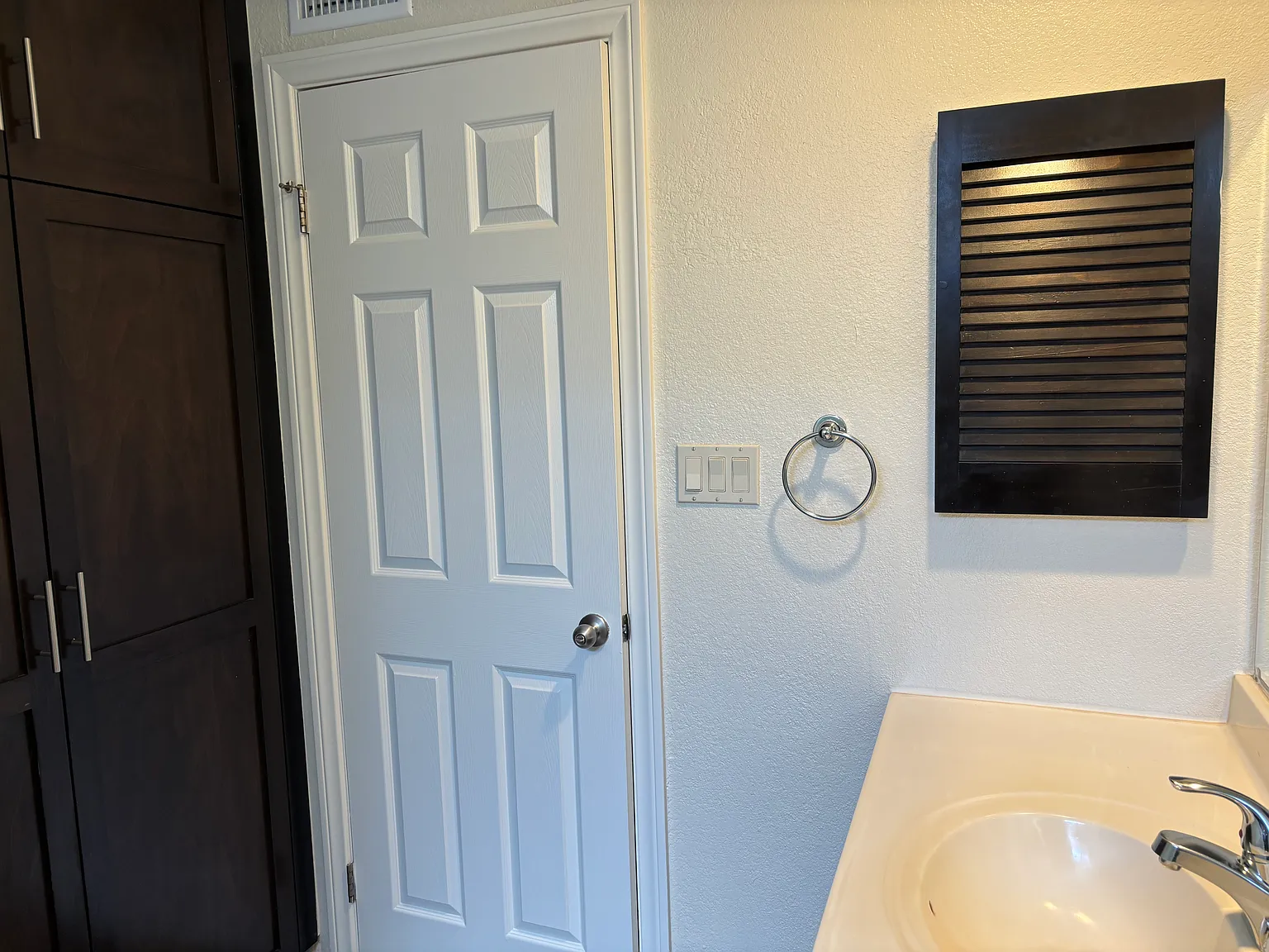 Rowland Park Apartments — Photo 4