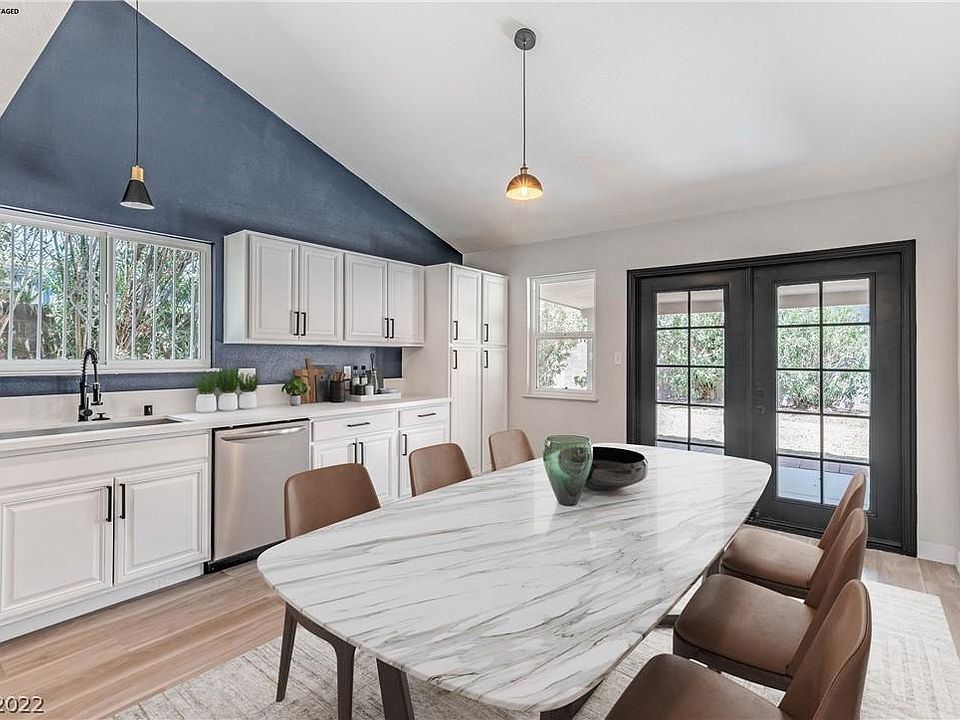 1st image of 3904 Stormcrest Dr