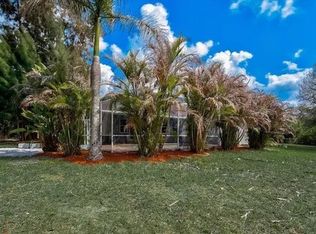 6040 Dove Ave, Sarasota, FL 34241