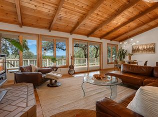 1049 Woodside Ln, Placerville, CA 95667