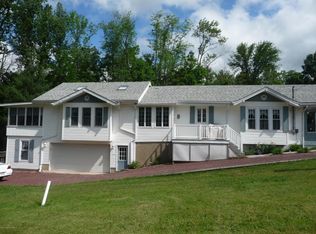 14 Hazel St, Harveys Lake, PA 18618