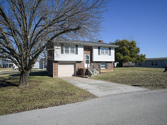 4th image of 228 Bridgett Dr