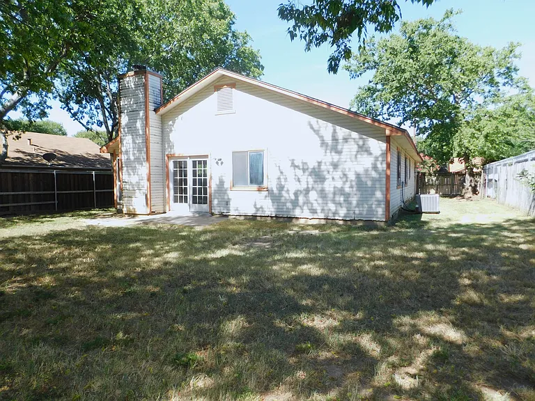 404 Pace Dr — Photo 22