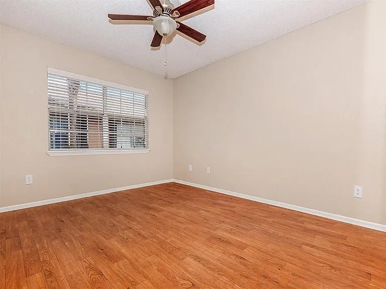 5953 Curry Ford Rd — Photo 9