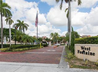 10241 NW 9th Street Cir #1095, Miami, FL 33172