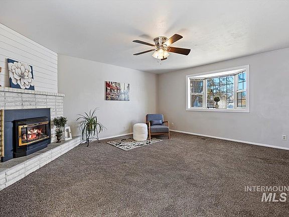 4th image of 1768 Targhee Dr