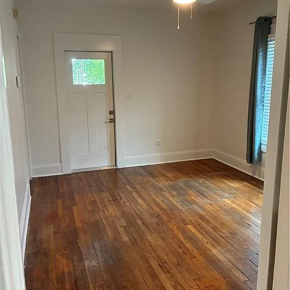 1088 Sanders Ave SE — Photo 33