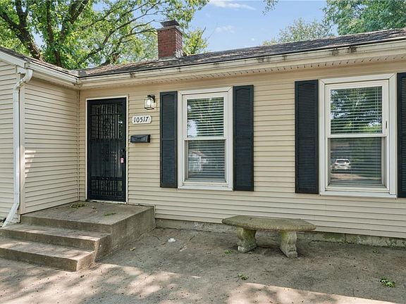 4th image of 10517 E 25th Ter S