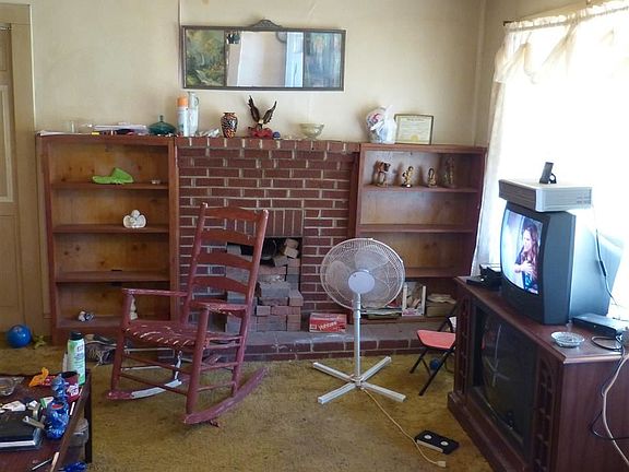 2nd image of 166 Missouri St