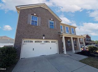 1305 Ivey Grove Ct, Fuquay Varina, NC 27526