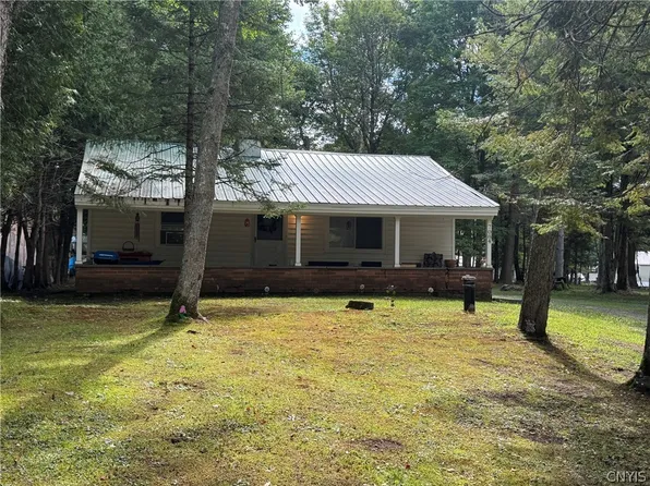 7084 Walnut Rd, Woodgate, NY 13494
