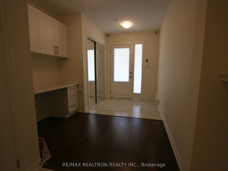 66 Casely Ave — Photo 2