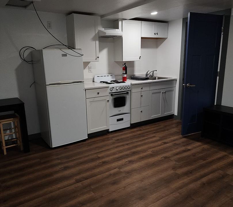 1st image of 241 N Broadway St #4