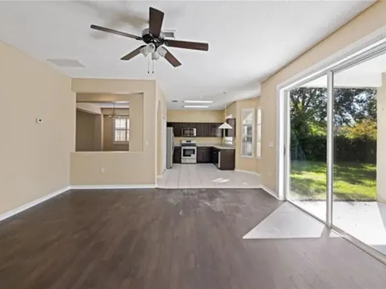 14535 Lake Underhill Rd #323 — Photo 5