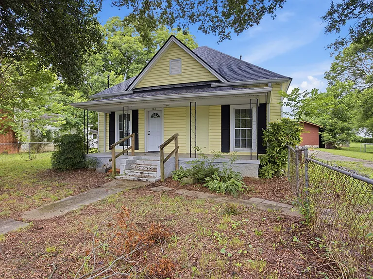 506 Daugherty St — Photo 4