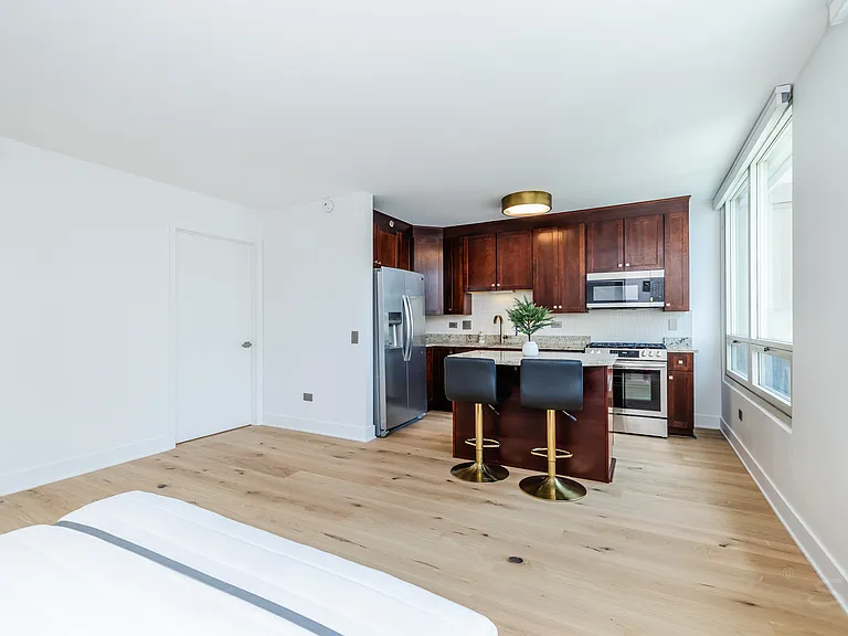 33 W Ontario St #31D — Photo 7