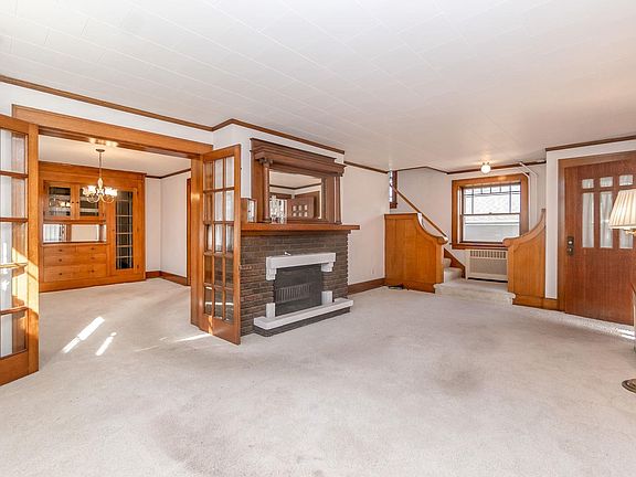 4th image of 805 7th St